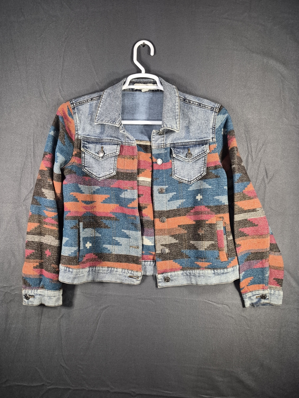 C. Est. 1946 Denim Women's Aztec Pattern Long Sleeve Jean Jacket